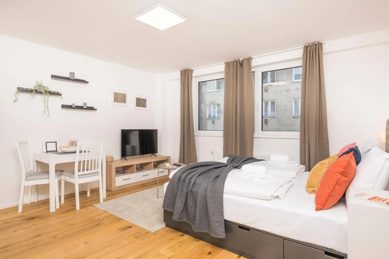 Cozy Favoriten Vienna 0*,  Austria
